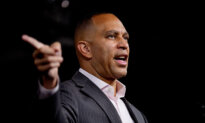 Jeffries Lays Out House Democrats’ Priorities as Lawmakers Return