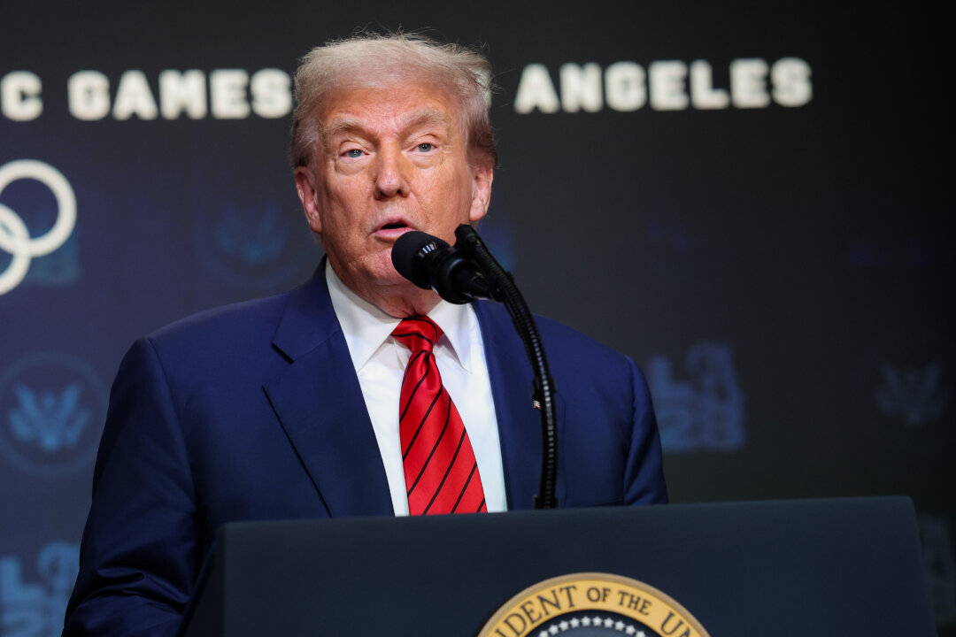 Judge Blocks Trump’s $100,000 Fee for H-1B Visas