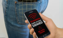 Hackers Can Steal Your Bank Account & ID in Seconds—This Card Blocks Them Instantly!