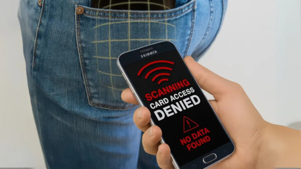 Hackers Can Steal Your Bank Account & ID in Seconds—This Card Blocks Them Instantly!