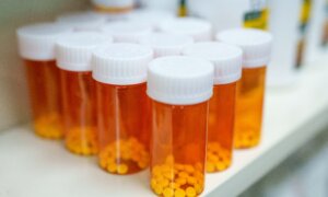 Senate Aging Committee Examines Dangers of Foreign Drugs