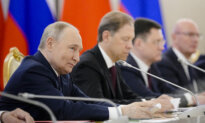 China’s Xi Discusses Ukraine Crisis With Putin as US Deadline Arrives