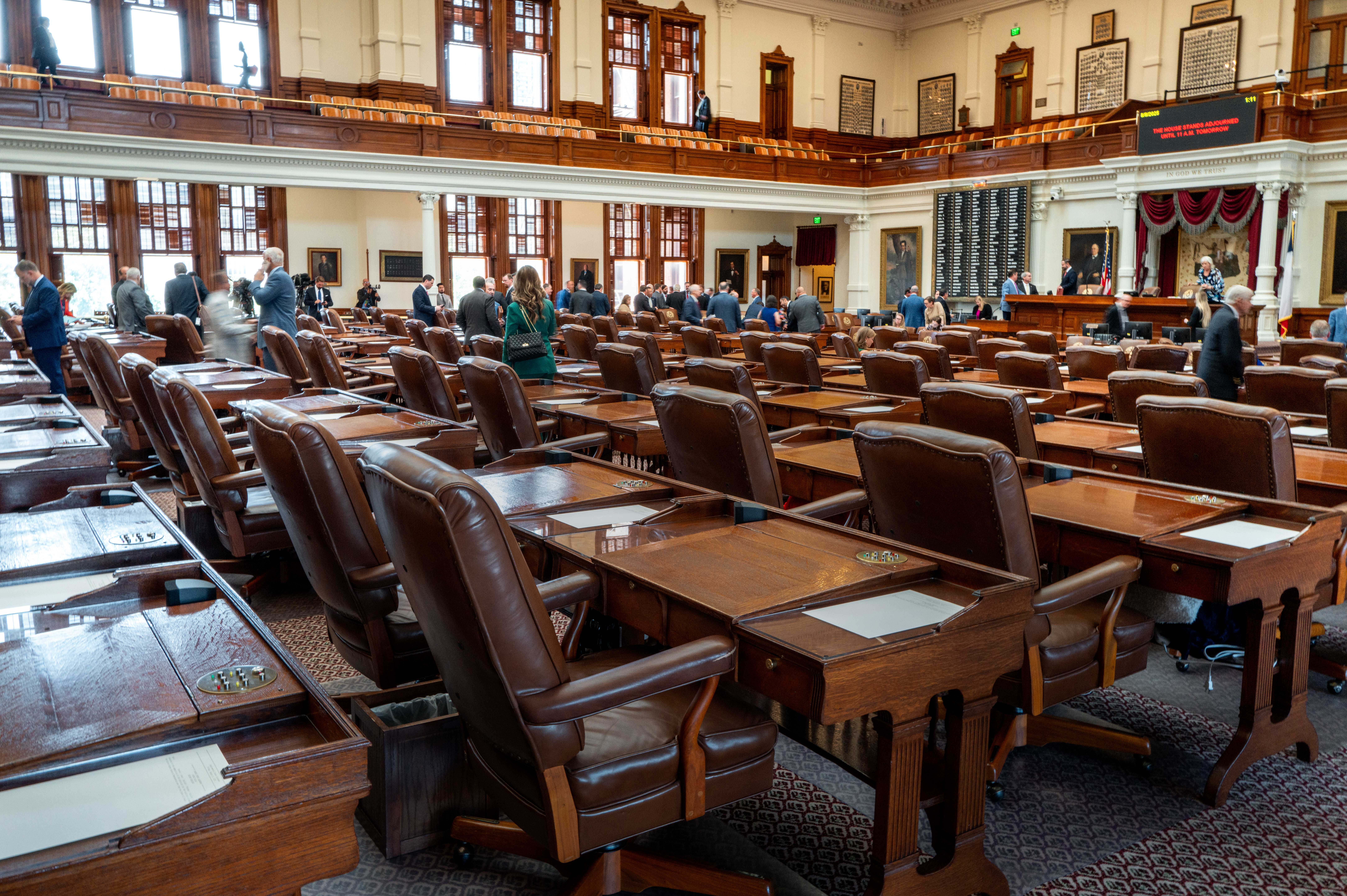Day in Photos: Texas Capitol Deserted, Waterspout in Cuba, and JD Vance Goes Fishing