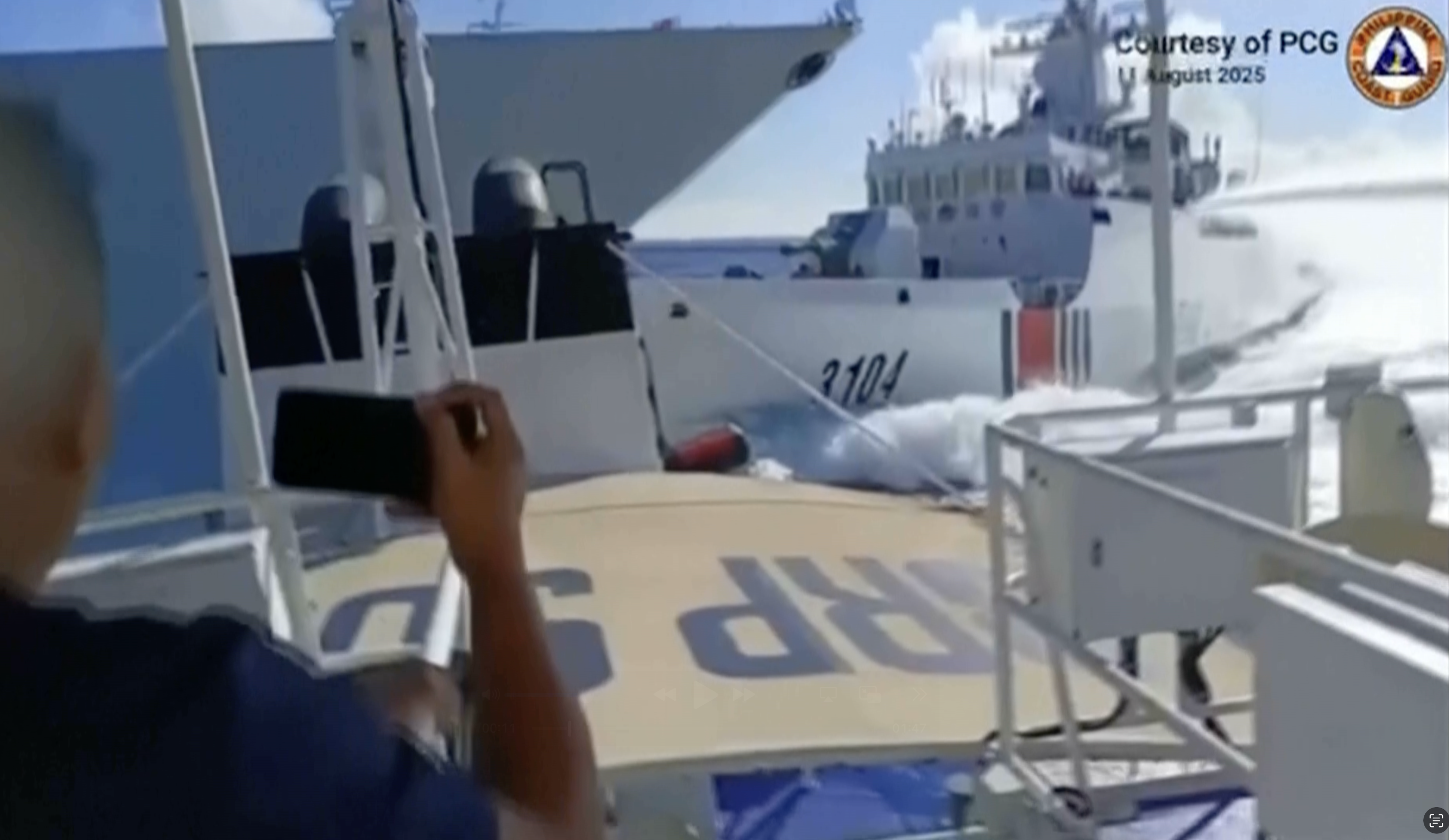 Chinese Ships Collide During Blockade Against Philippine Boat: Manila Says