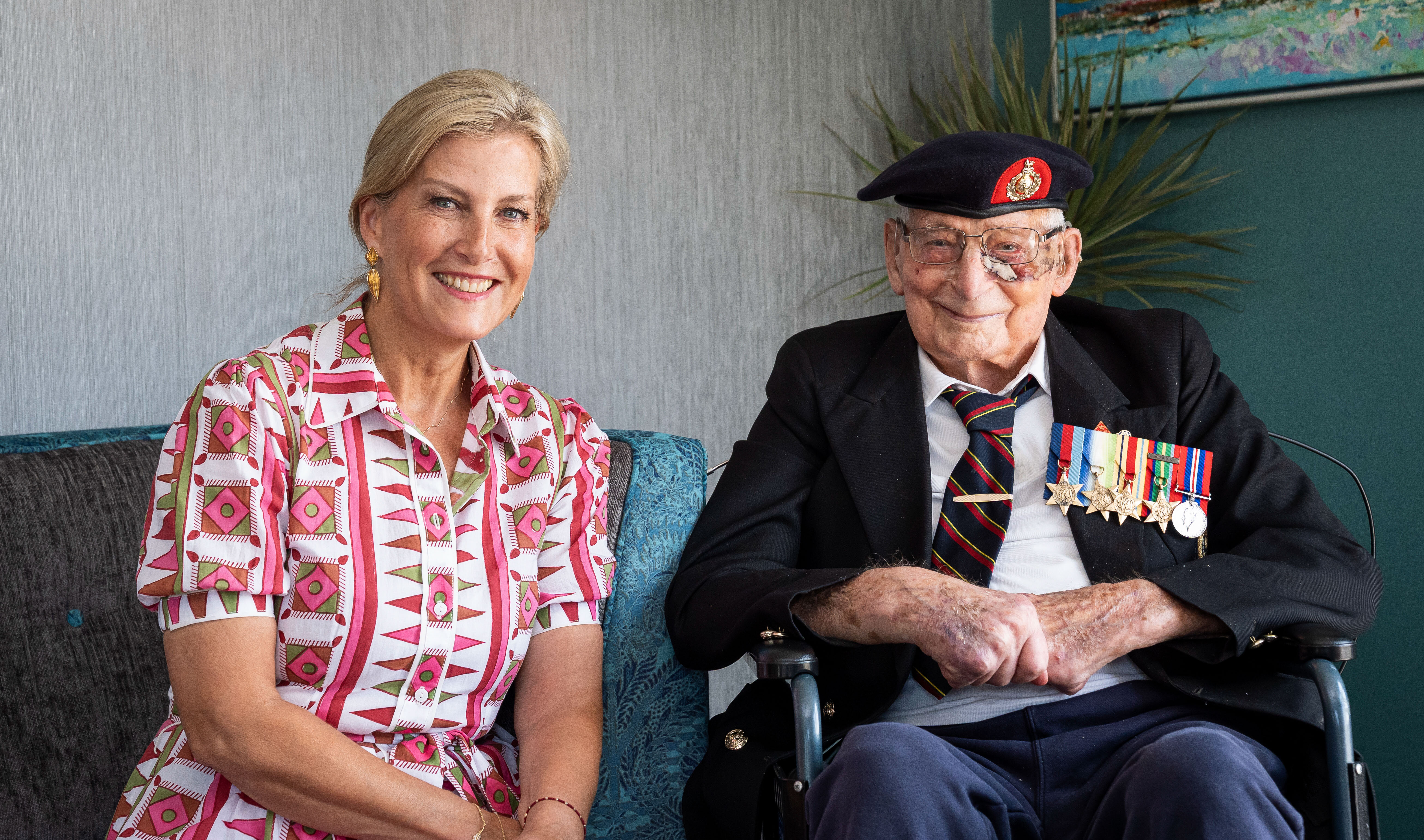 Day in Photos: 105-Year-Old Royal Marines Veteran, Heatwave in Europe, and Grouse Hunting Season