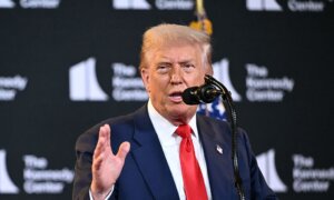 Trump Warns Putin of ‘Very Severe Consequences’ If Ukraine War Continues