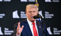 Trump Says US Security Guarantees for Ukraine Possible in Peace Deal With Putin