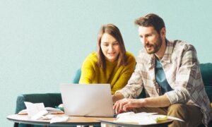 5 Everyday Habits of People Who Rarely Stress About Money
