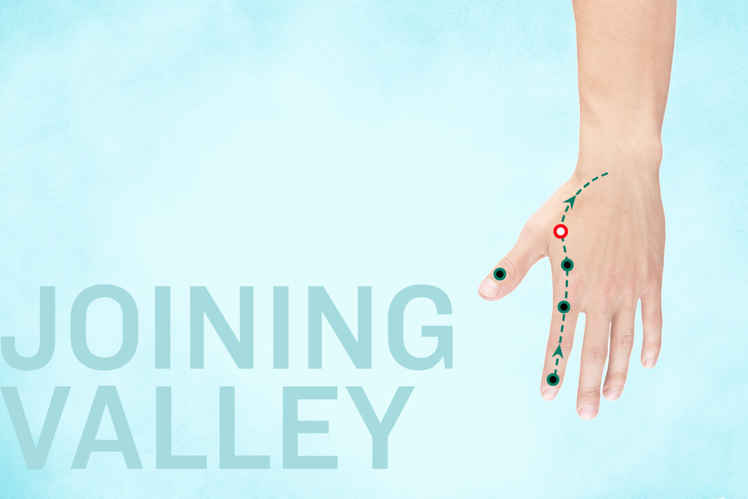 An Acupoint Familiar to Many–Yet Few Are Aware of Its Power