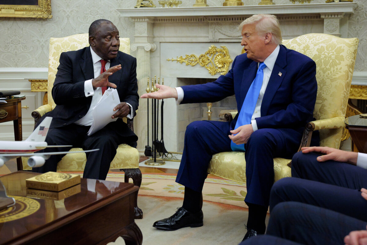 U.S. President Donald Trump and South African President Cyril Ramaphosa in the Oval Office at the White House on May 21, 2025. (Chip Somodevilla/Getty Images)