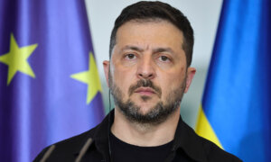 US Working on Ukraine Security, Trilateral Meeting; Texas House to Vote on New Congressional Map
