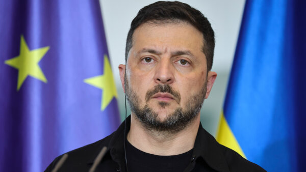 US Working on Ukraine Security, Trilateral Meeting; Texas House to Vote on New Congressional Map