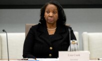 Trump Plans to Fire Fed Governor Lisa Cook ‘If She Doesn’t Resign’