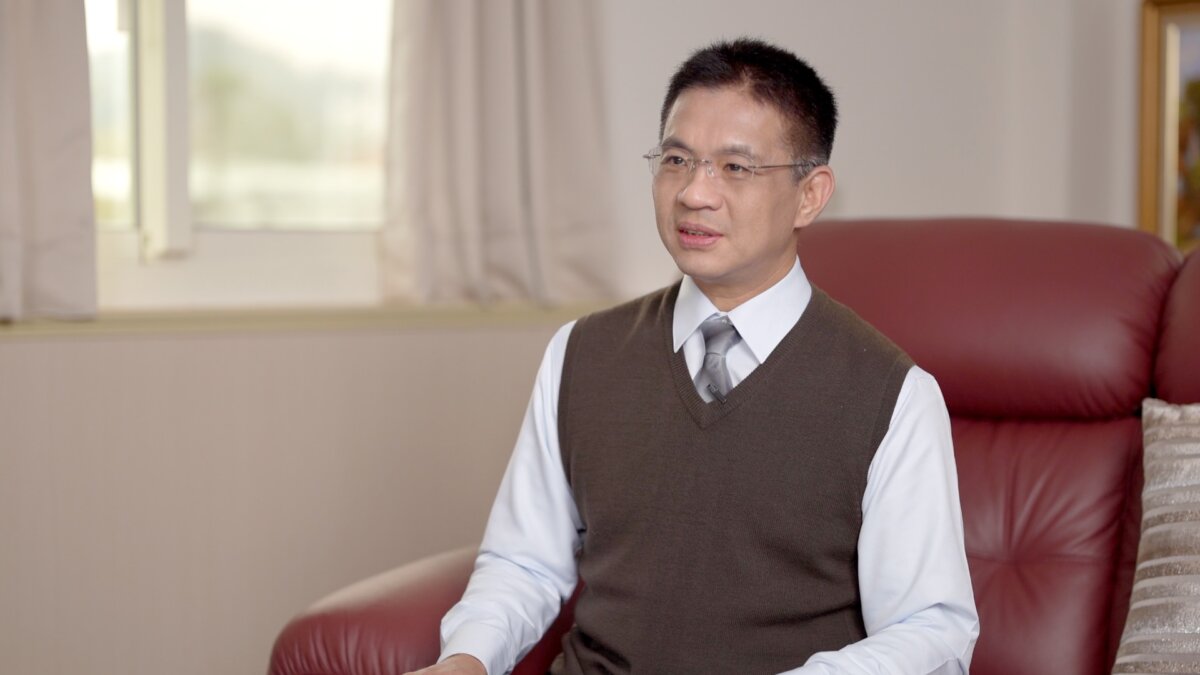 Dr. Lin Wei Yu shared his journey from a sickly child to lasting health on “The Stories of Life,” a podcast show on the Chinese edition of The Epoch Times’ sister media NTD. (NTD)