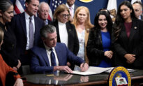 Newsom Signs California’s Redistricting Plan as Texas Finalizes New Maps