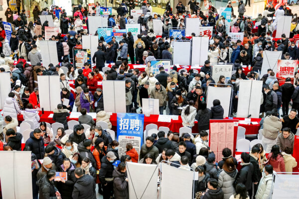 China's Unemployment Rate Reaches 6-Month High: Analysts