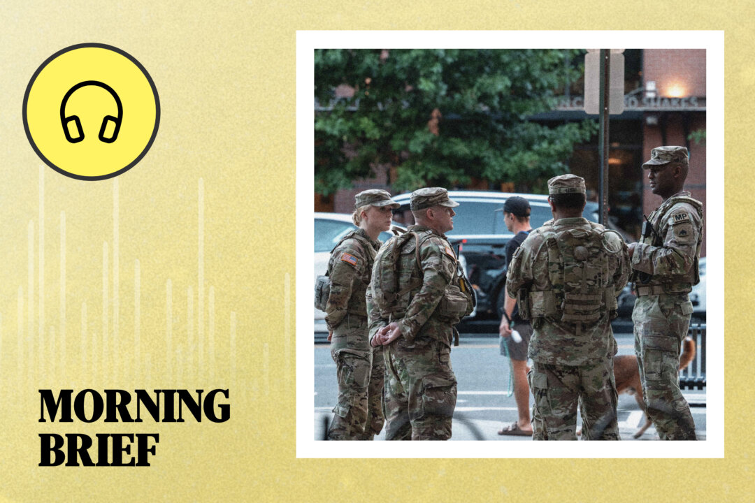 NextImg:???? Trump Warns He May Send Troops to Baltimore to Fight Crime
