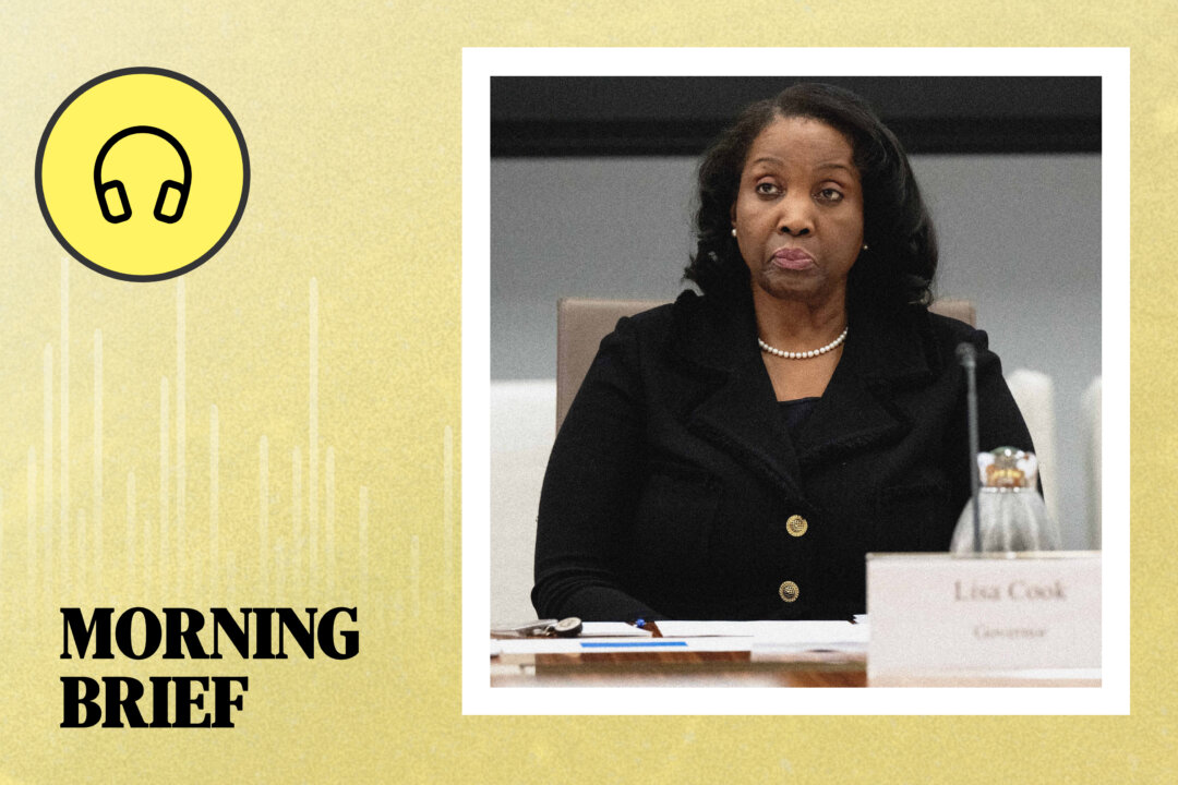 ???? Trump Fires Federal Reserve Governor Lisa Cook