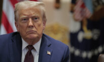 Grand Jury Declines to Indict Woman Who Threatened Trump