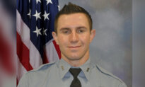 Kansas City Officer Dies After Being Struck by Fleeing Driver
