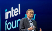 Trump Meets With Intel CEO After Calling for His Resignation Over Alleged China Link