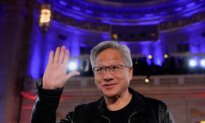 Nvidia CEO Hopes to Sell Blackwell Chips to China, Lawmakers Urge Restrictions