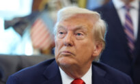 Trump Threatens New Tariffs, Chip Export Curbs on Countries With Digital Taxes