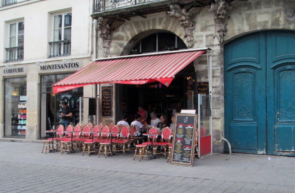 Don’t Miss This Overlooked Neighborhood in Paris