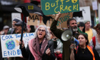 New Zealand Considering Law to Ban Protests Near Private Homes