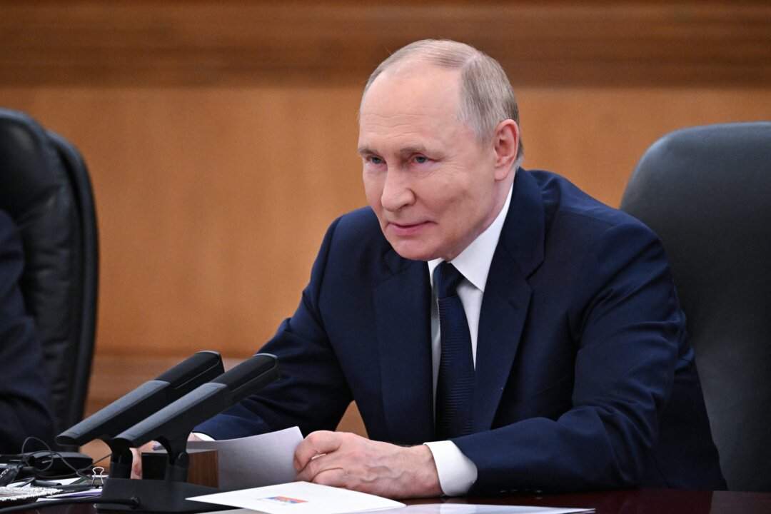 Russia, China Sign Major Power of Siberia-2 Gas Deal