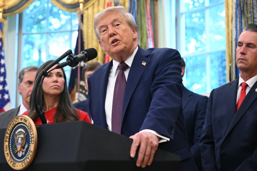 ‘We Want to Have a Good Standard’: Trump on Plan to Revamp Federal Architecture