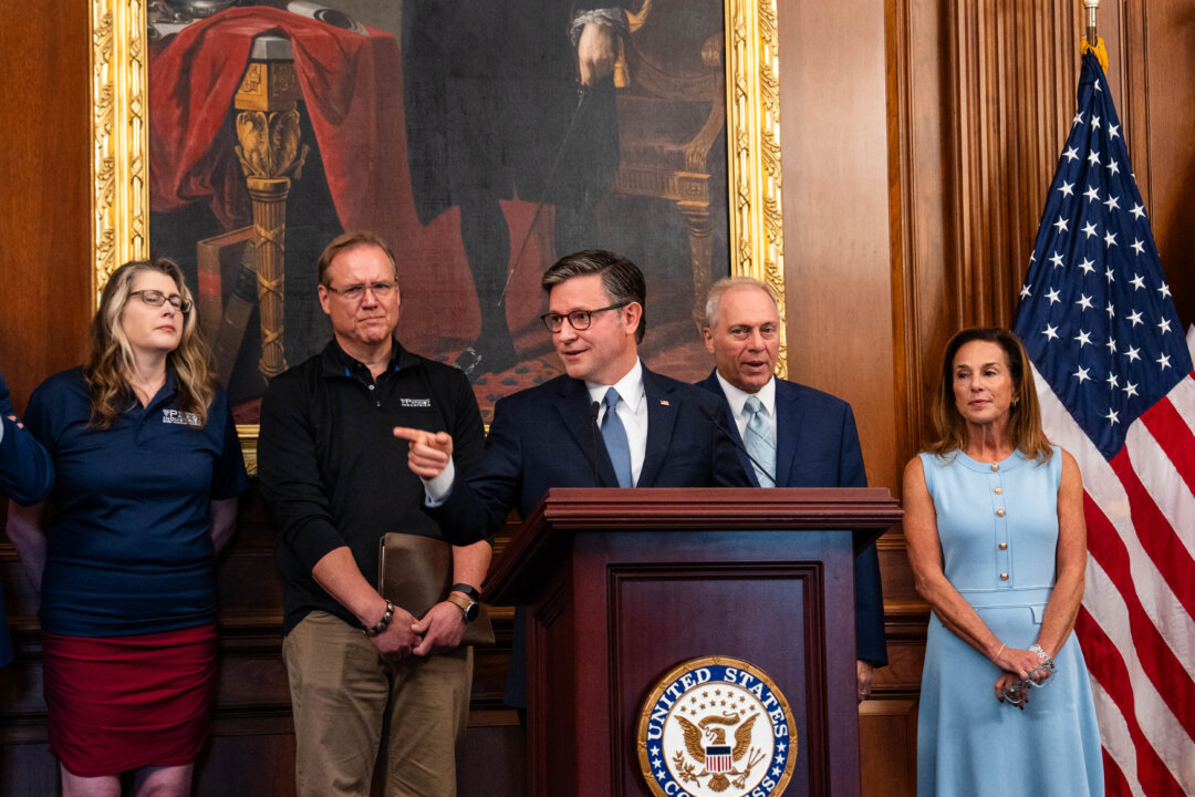 House Republican Leaders, Democratic Lawmakers Hold Press Conferences (Oct. 14)