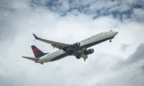 US Airlines Warn Government Shutdown May Delay Flights