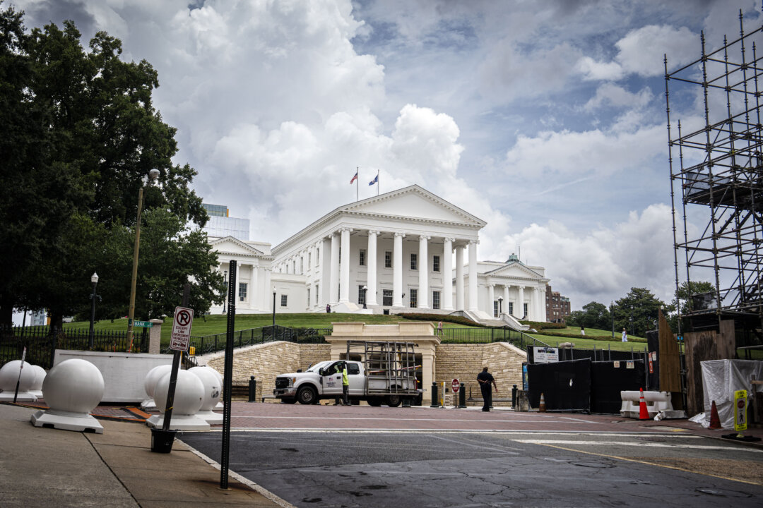 Virginia Democrats Launch Public Campaign as Redistricting Amendment Advances