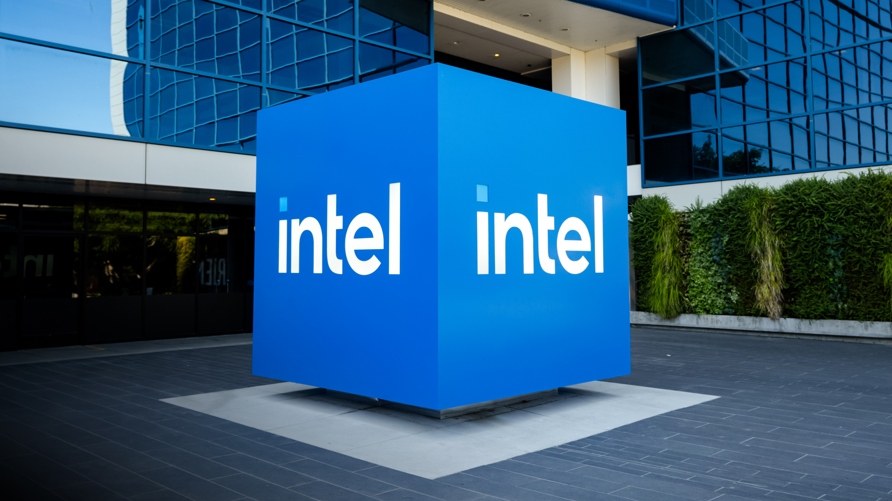 How US Government Stake in Intel Will Affect Tech Race With China