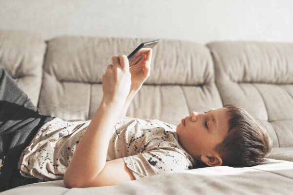 Protecting Children’s Vision From Early Nearsightedness