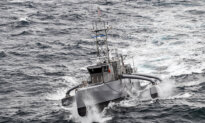 US Drone Boat Used to Rescue Downed Helicopter Crew Near Strait of Hormuz