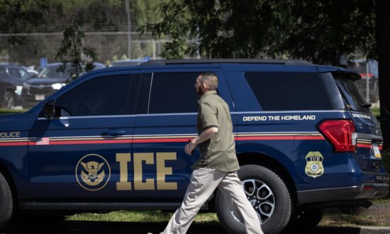 Illegal Immigrant Driver Tries to Run Over ICE Officers in Bid to Escape: DHS