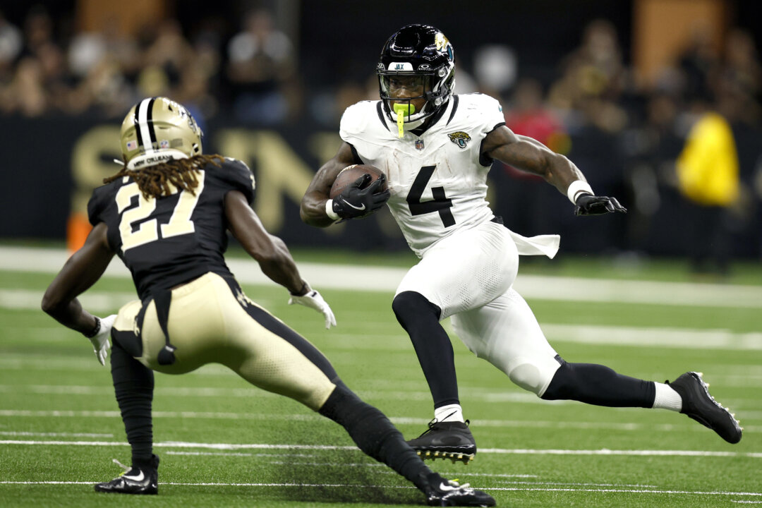 Philadelphia Eagles Acquire RB Tank Bigsby from Jaguars for Draft Picks