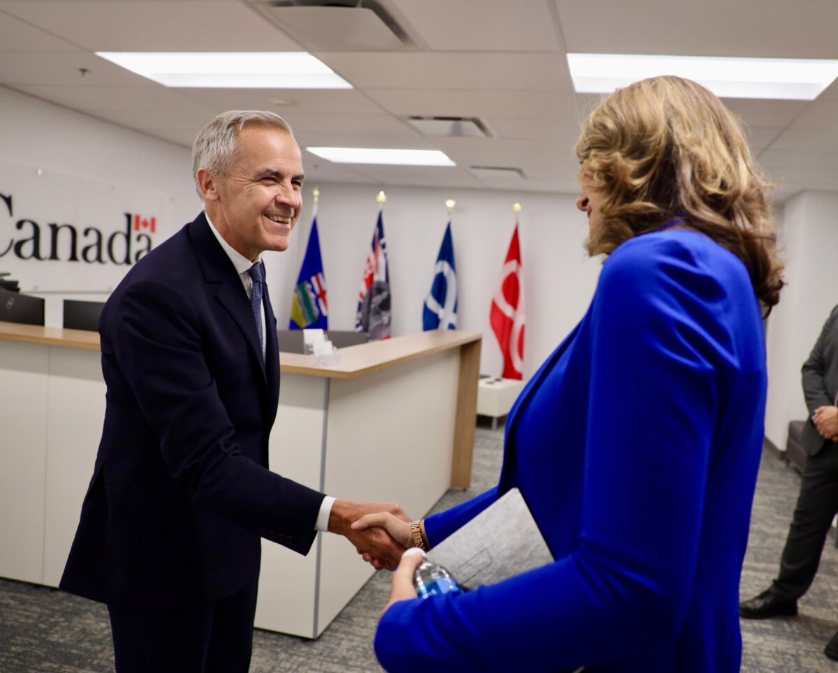 Prime Minister Mark Carney meets with Alberta Premier Danielle Smith in Edmonton on Sept. 10, 2025. (Office of the Premier)