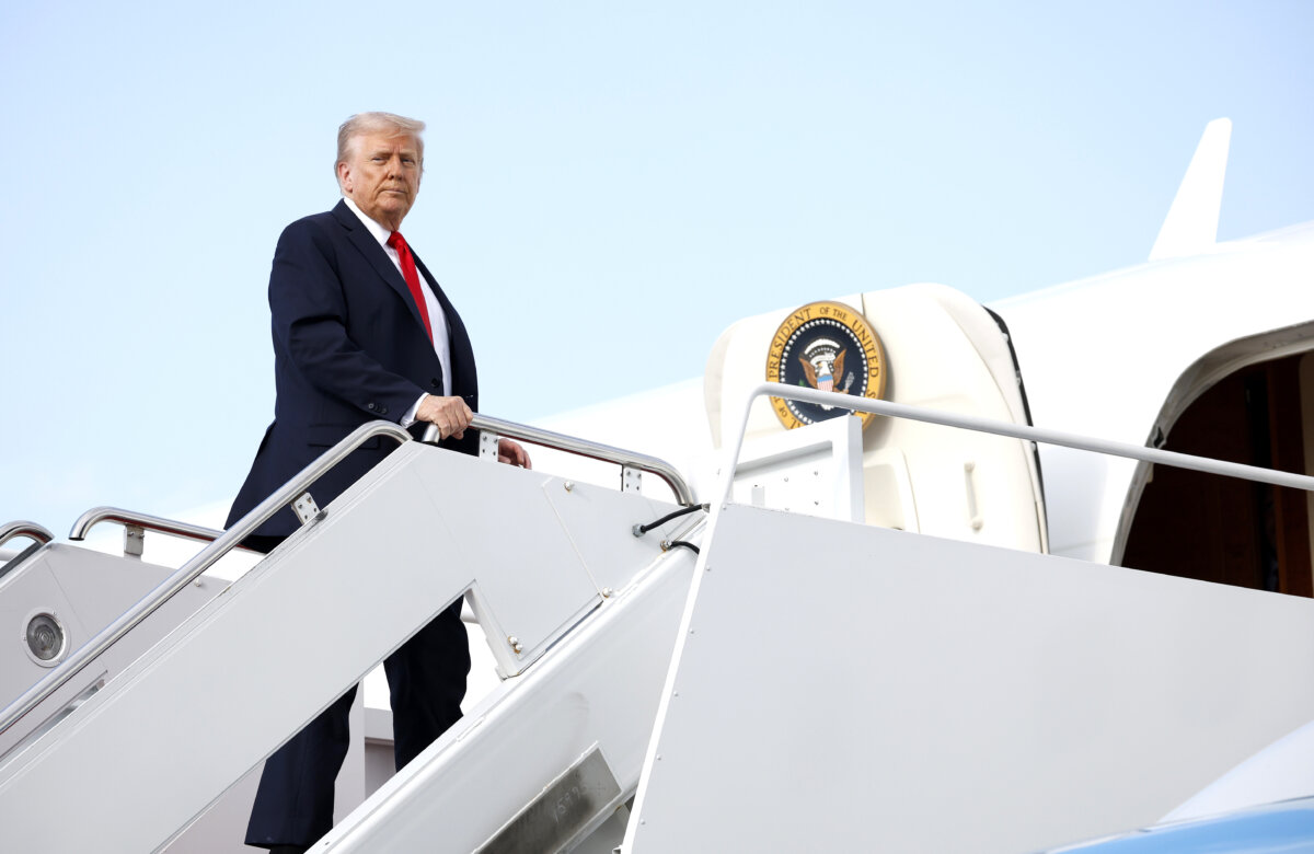 President Donald Trump boards Air Force One at Joint Base Andrews, Md., on Sept. 11, 2025. (Kevin Dietsch/Getty Images)