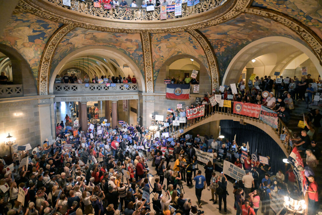 Missouri Judge Clears Trump-Backed House Map for November Midterms