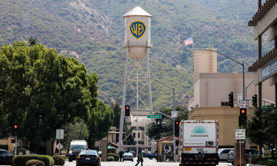 EU Examines Middle East Funding Behind Paramount’s Warner Acquisition