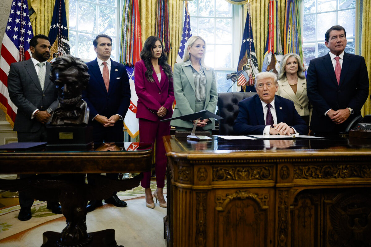 President Donald Trump delivers remarks before signing a presidential memorandum in the Oval Office on Sept. 15, 2025. (Kevin Dietsch/Getty Images)