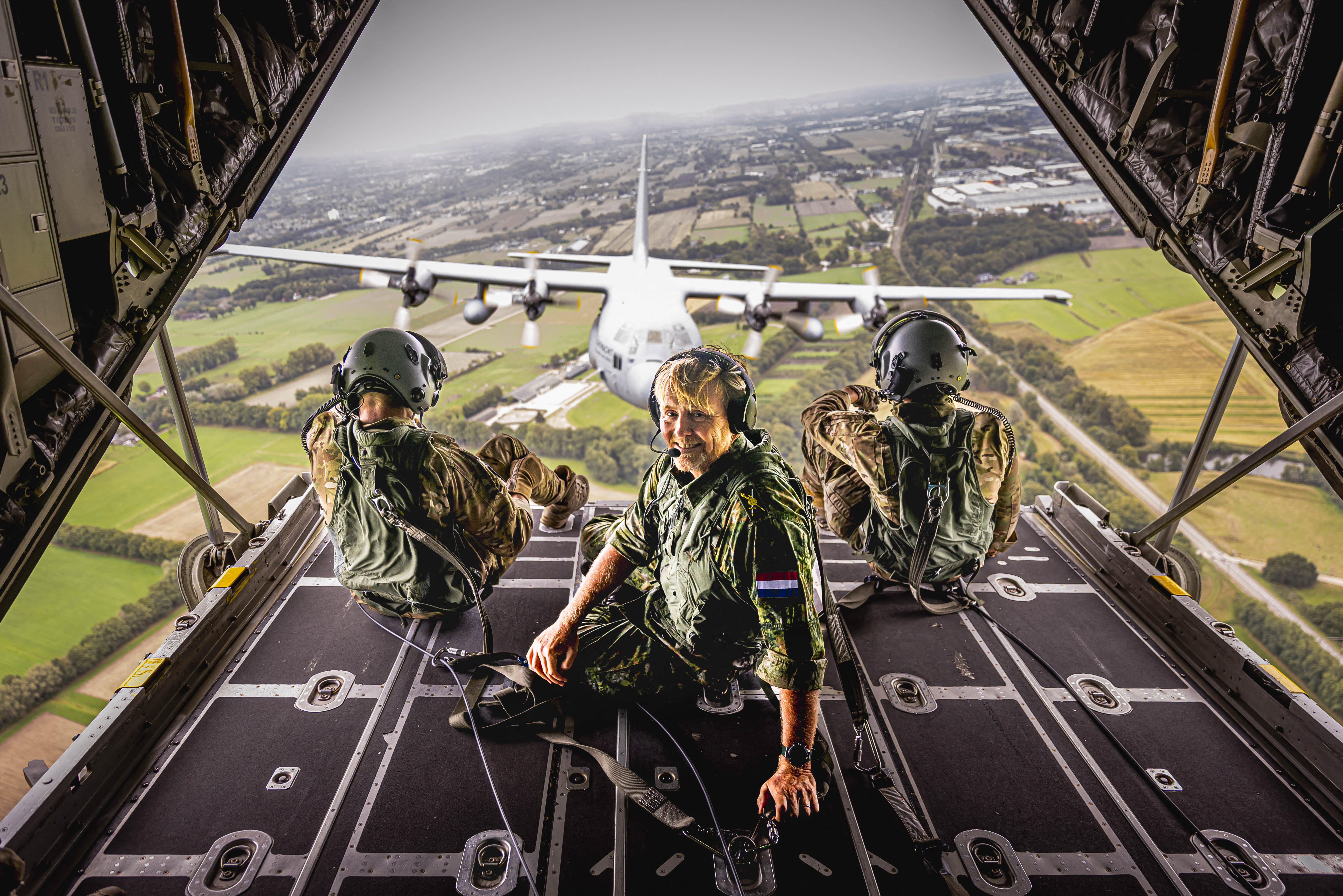 Day in Photos: Airborne Exercise in Netherlands, Protests in France, and Spider Monkeys