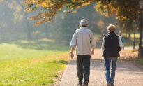 Daily Walking of 100+ Minutes Slashes Back Pain Risk: Study