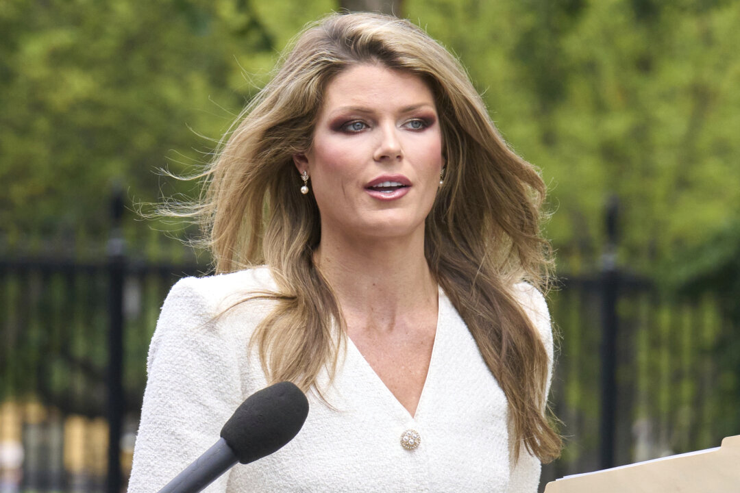 Lindsey Halligan Insists She Can Continue to Use US Attorney Title