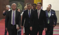 US Lawmakers Push for Military Communication, Trade Talks in Rare Trip to China