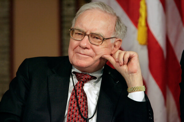 Warren Buffett Steps Down as Berkshire Chairman; USPS Halts Work on Mail Voting System
