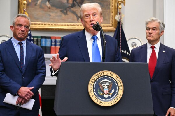 Trump Gives Vaccination Advice During Press Conference